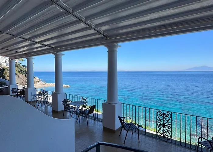 丽城特莱瑞酒店 酒店