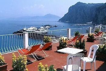 酒店 丽城特莱瑞酒店 3*