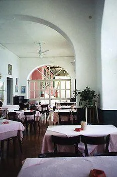 丽城特莱瑞酒店 酒店